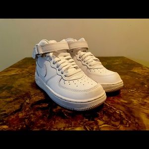 Nike Air Force 1 Mid LE (PS)
